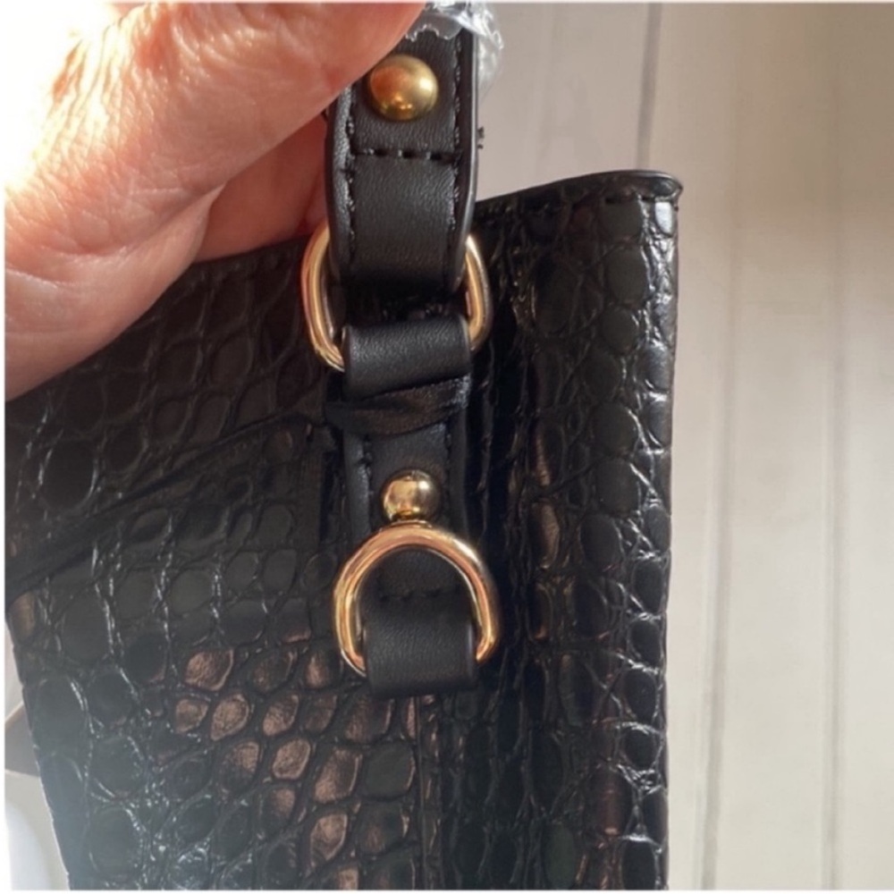 AOTA Elena Bucket Bag Black - Picture 6 of 8